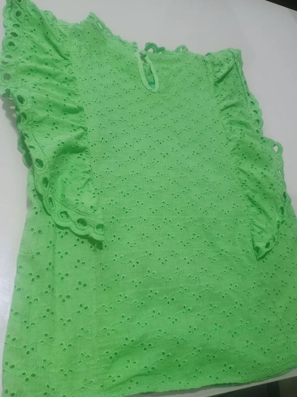 Linda blusa semi-nova  - Foto 3