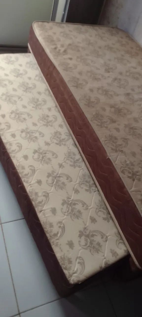 Cama de Solteiro com cama auxiliar