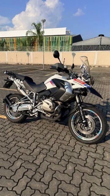 BMW GS 1200 ANO 2012