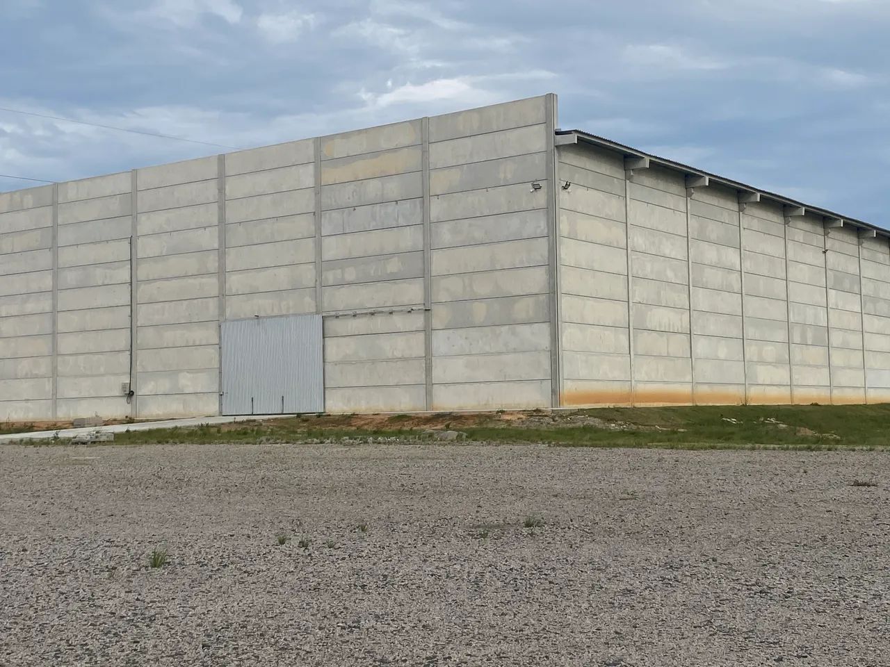 GALPÃO 4.000 m² PARA LOCAÇÃO - IMBITUBA/SC | BR-101 E PORTO DE IMBITUBA - Foto 2