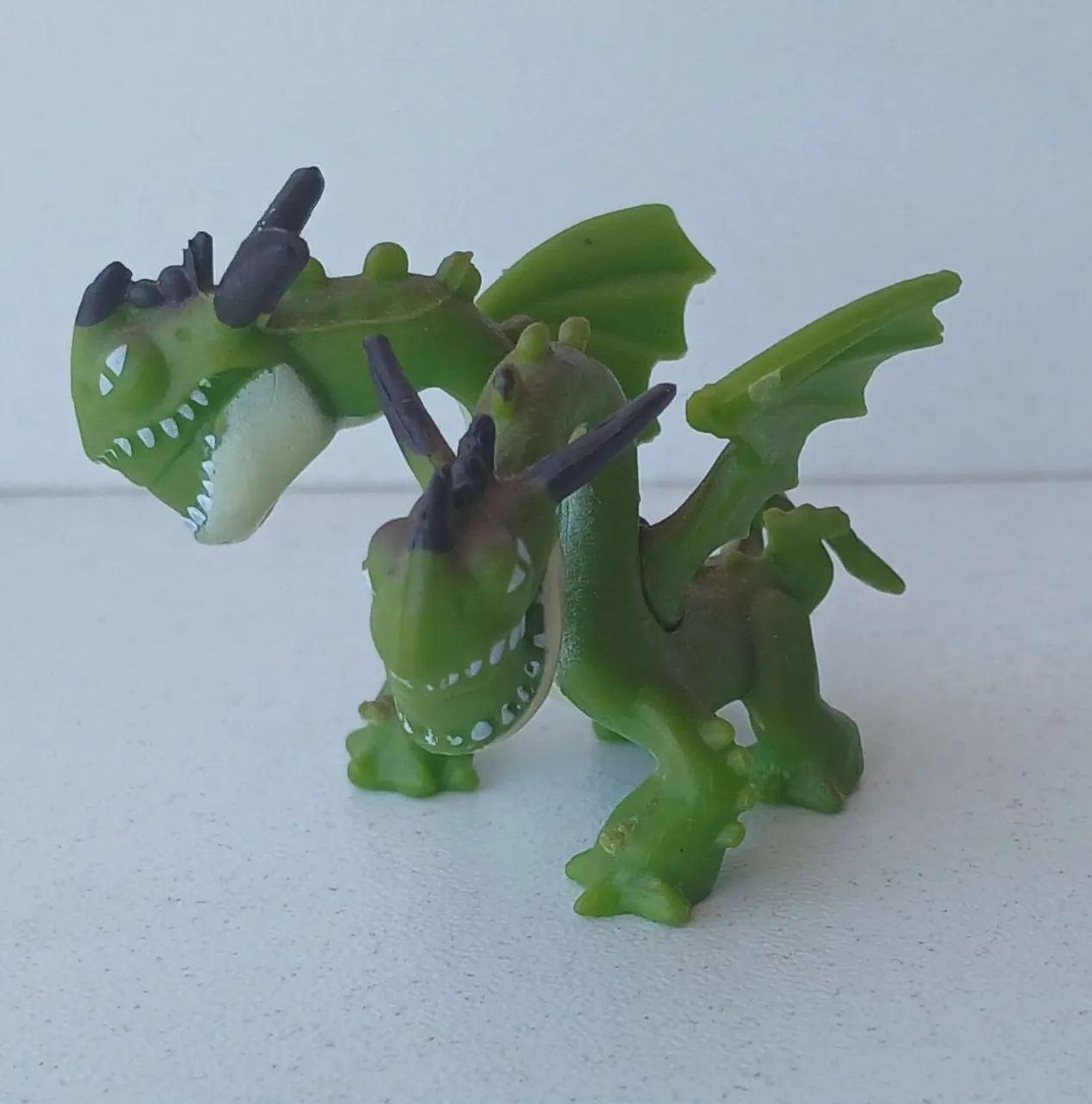BONECO MINIATURA MINI COMO TREINAR O SEU DRAGÃO ZIPERARREPIANTE DUAS CABEÇAS 1