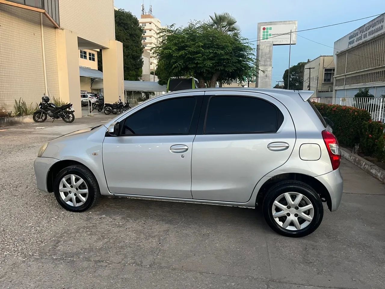 Toyota Etios XS 1.5 16V FLEX 2017
