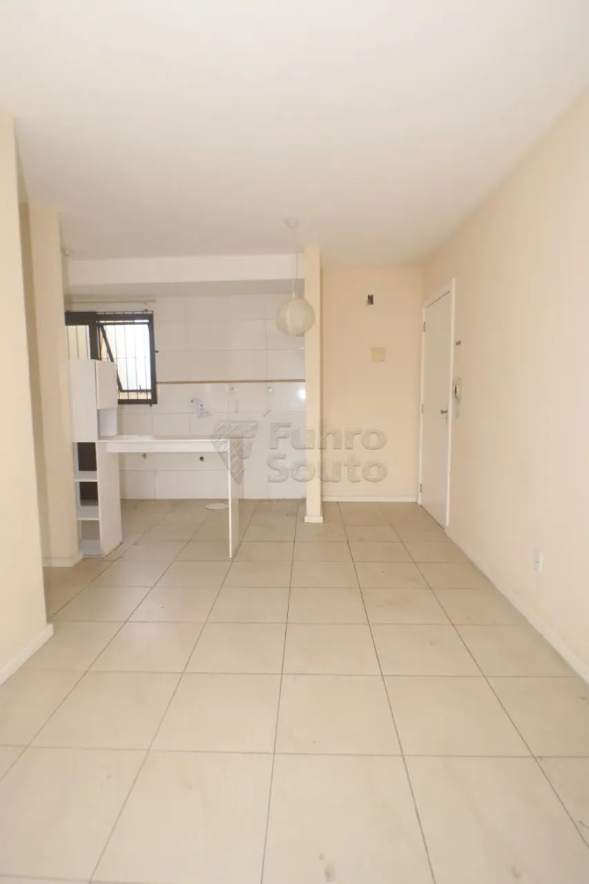 Apartamento com Terraço e Vaga Coberta - Próximo à UCPel e UFPel - Foto 5