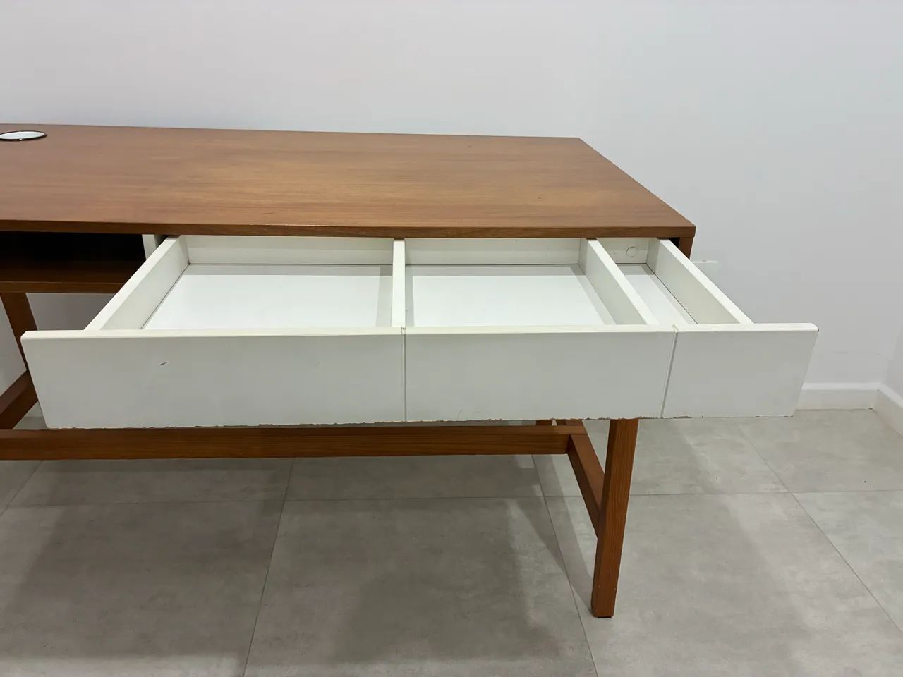 Escrivaninha  - Foto 3