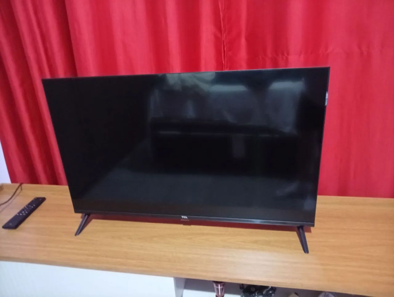 (PRA SAIR URGENTE ) Tv TCL 32 polegadas QLED ótima resolução , Impecável , ANDROID TV