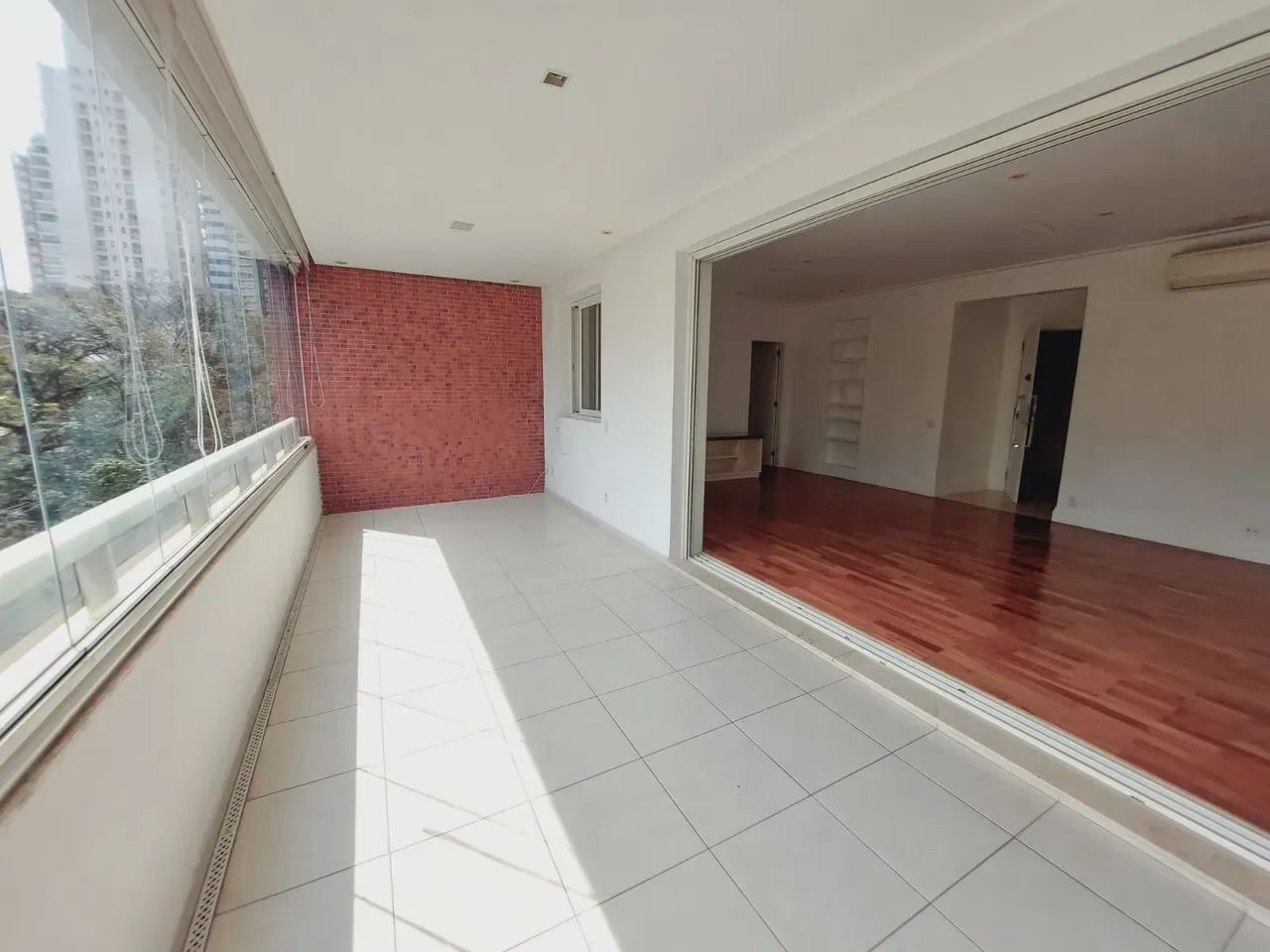 Apartamento com varanda gourmet no Itaim - 152 m2 - Foto 4