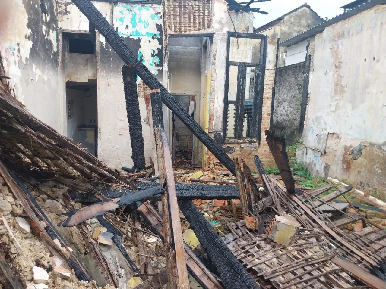 ATENÇÃO SOMENTE TERRENO - 150m - CIDADE NOVA/ESTACIO - Foto 4