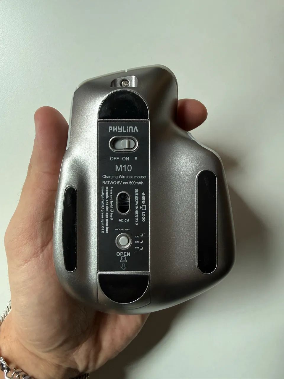 Mouse MX Master Tri-Mode RGB - Foto 3