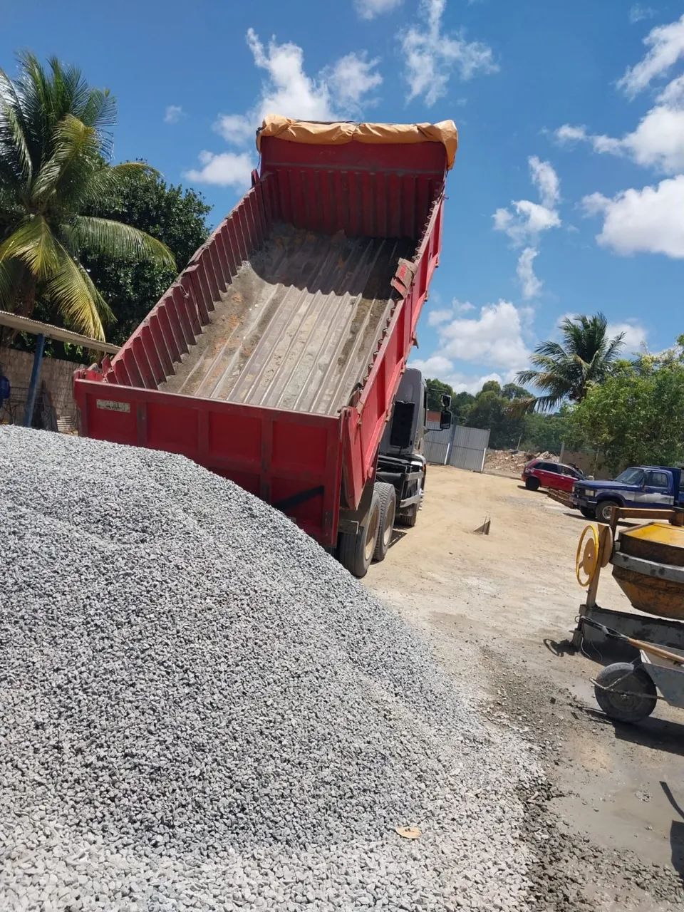 Locação e serviços de máquinas e caçamba  - Foto 4