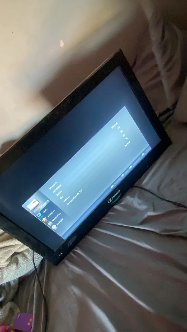 Televisão não é smart  - Foto 2