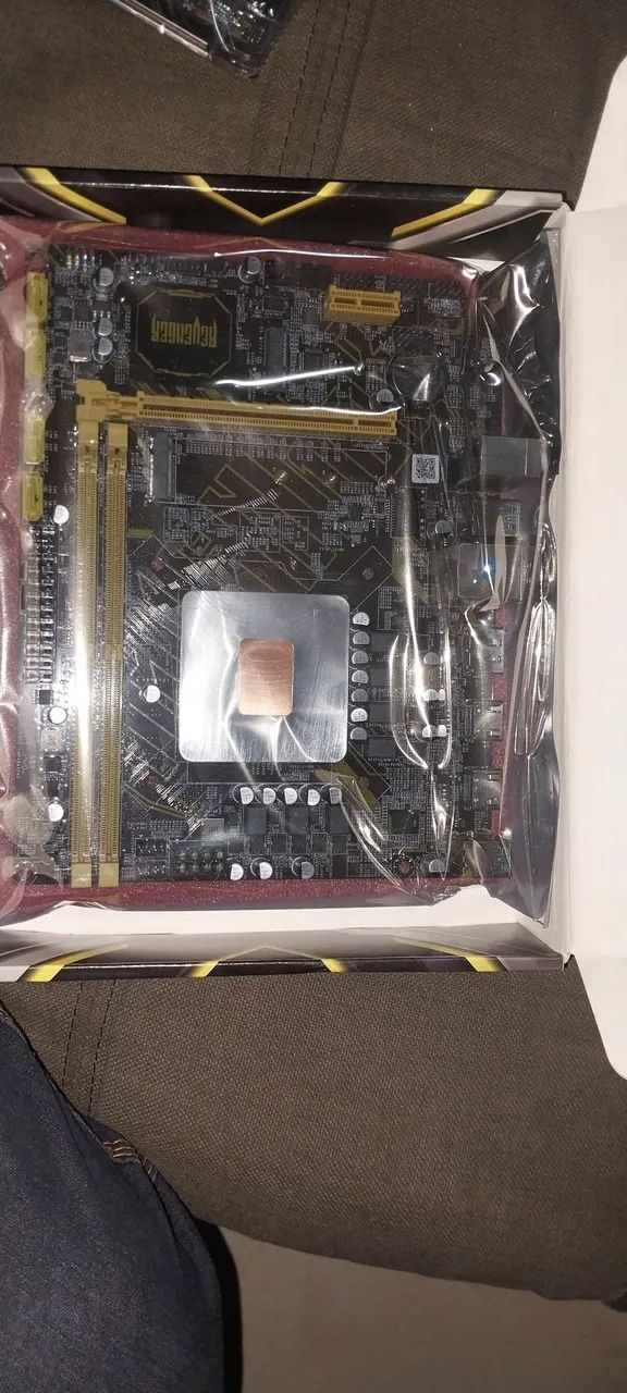 Kit placa mae ddr4+ processador i7 +memória de 8gb  - Foto 2