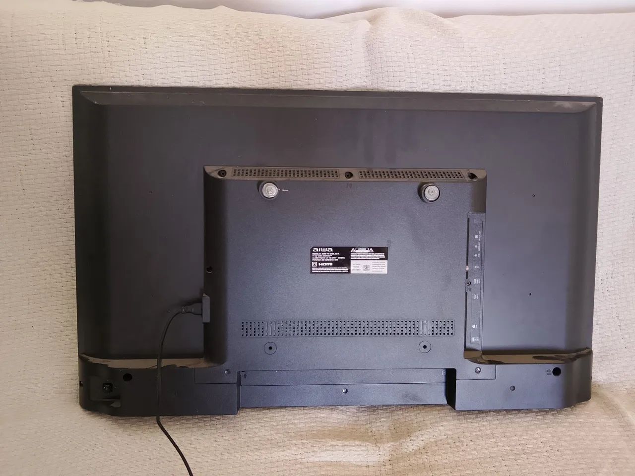 Televisão Aiwa 32 polegadas semi-nova