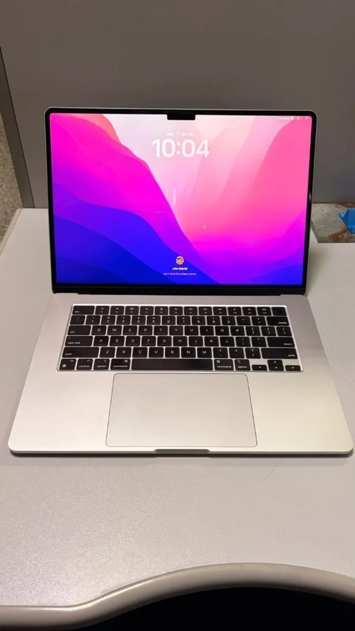 MacBook Air M3 8GB 256GB - Impecável (Bateria 100% / 14 Ciclos