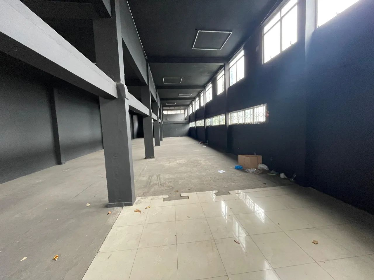 GALPÃO 300M² PARA ARMAZENAMENTO/LOJA - AV. BRASIL  - Foto 5