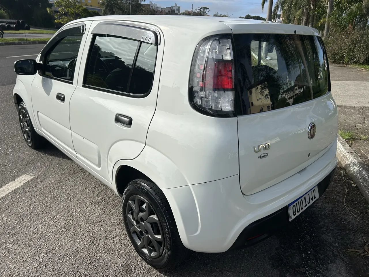 Fiat Uno Attractive 1.0 EVO Fire Flex 8V 5P 2020 - Foto 4
