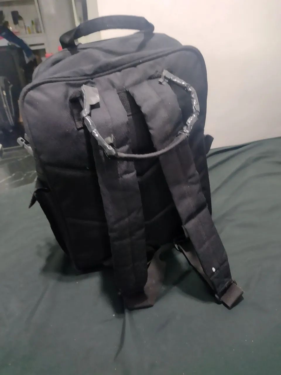 Mochila grande preta  - Foto 5