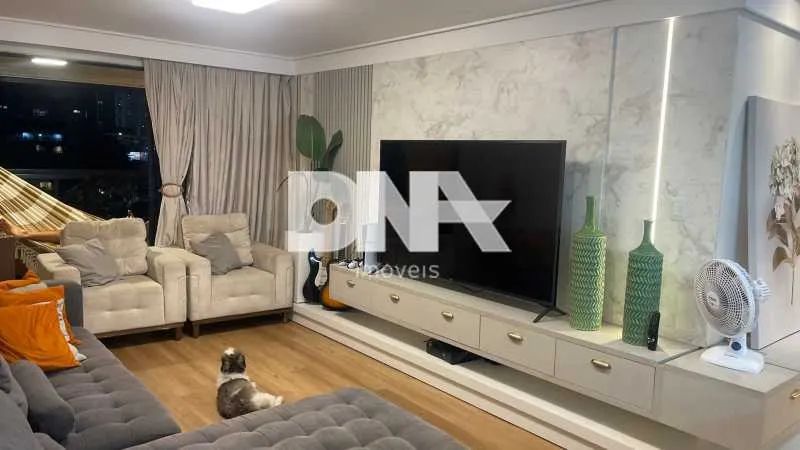 Apartamento : / Residencial / Cabo Branco