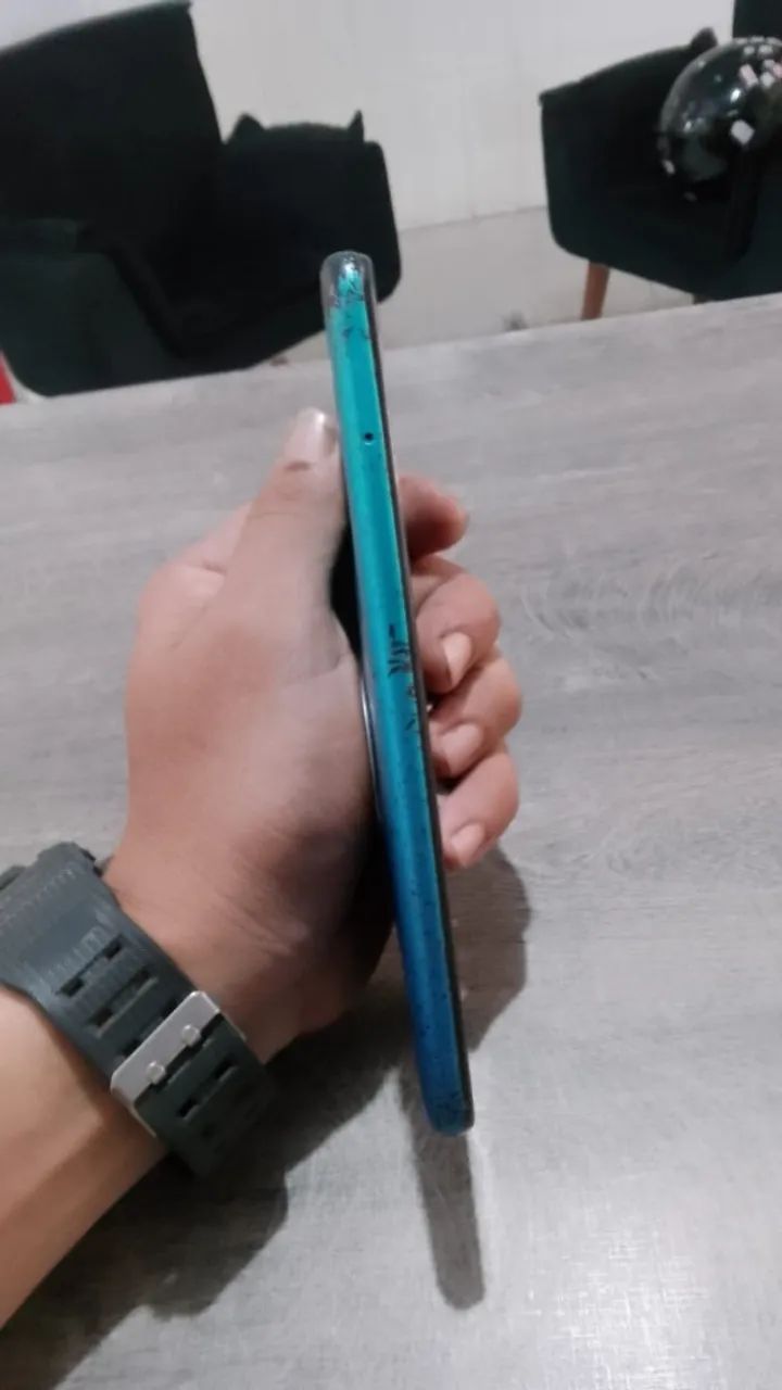 ? MOTO G8 POWER LITE - PARA CONSERTO OU PEÇAS   - Foto 2