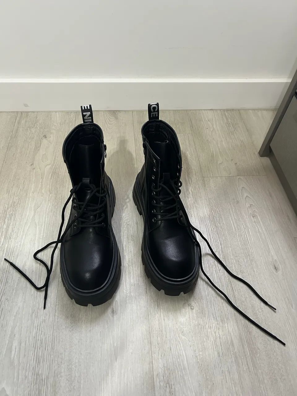 Vendo botas pretas NICE - Foto 4