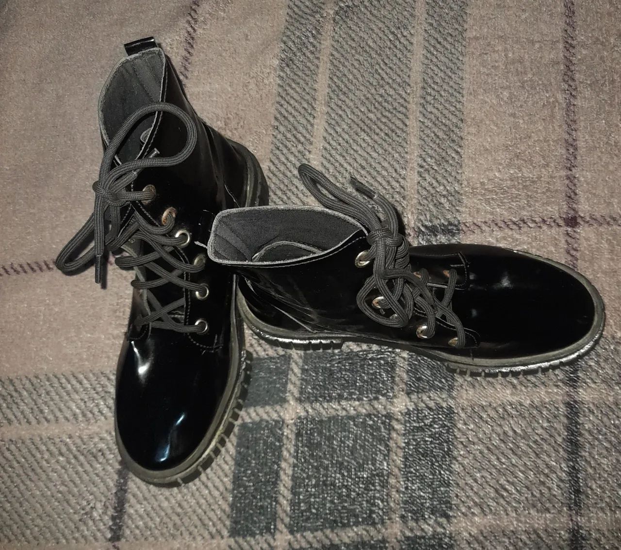 Bota feminina - Foto 2