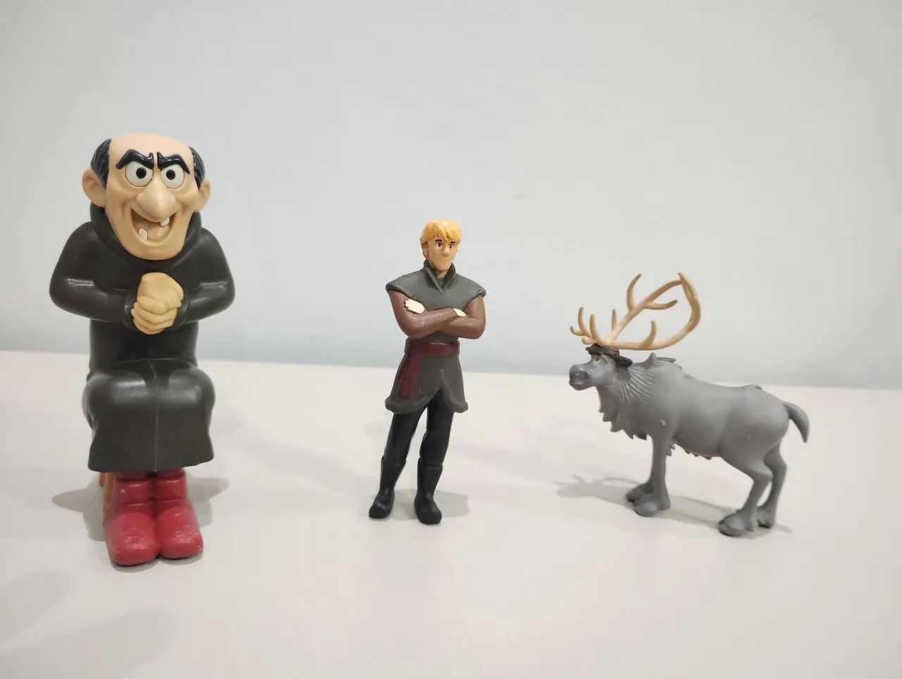 Boneco Gargamel, Kristoffer e Sven