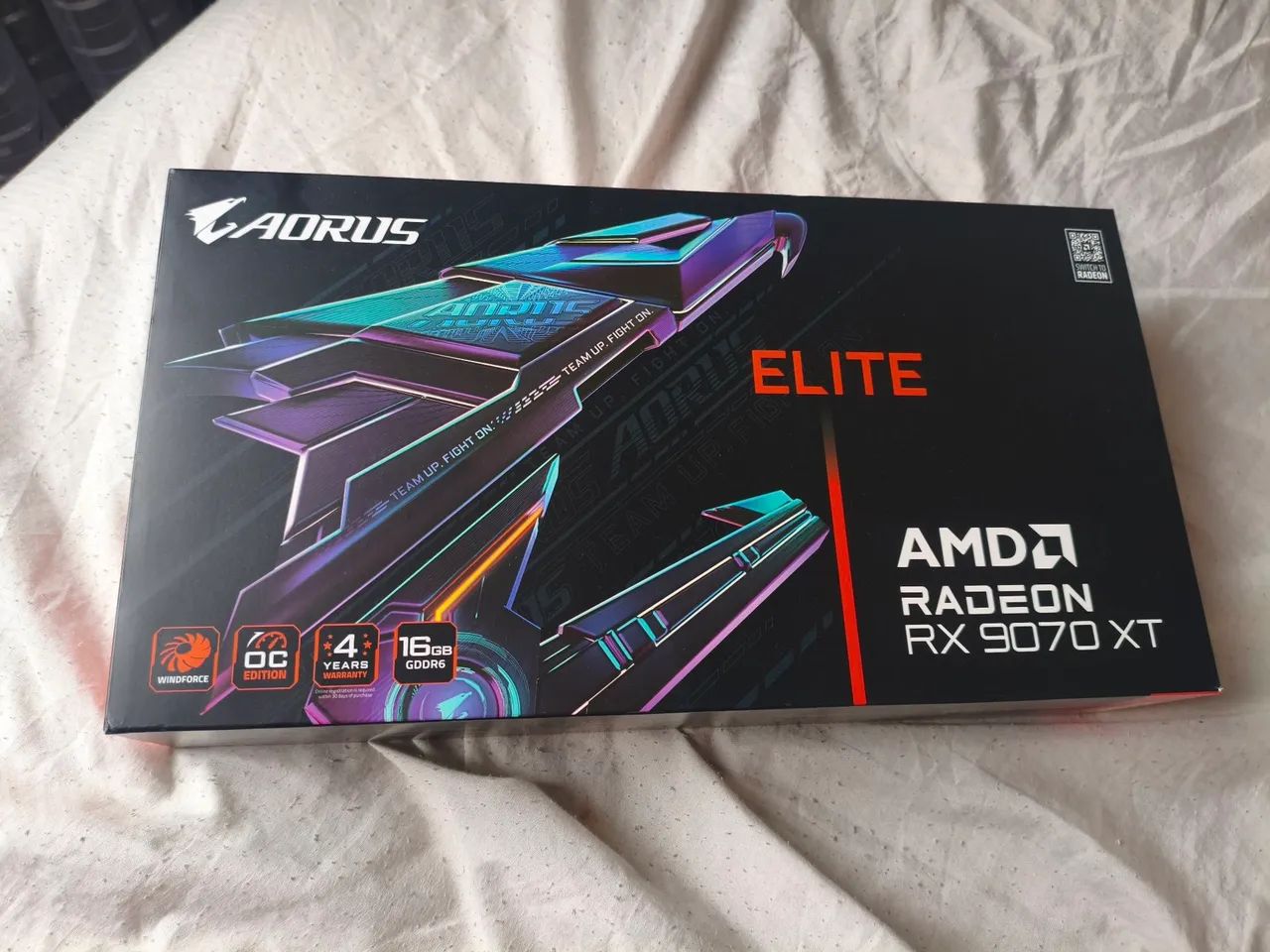 9070 Xt 16 gb - Foto 2