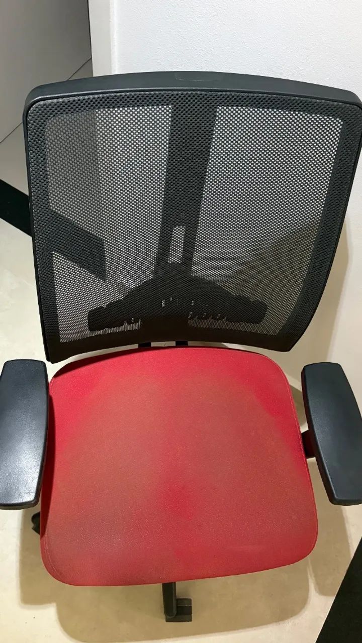 Cadeira Flexform LED Vermelha - Foto 3