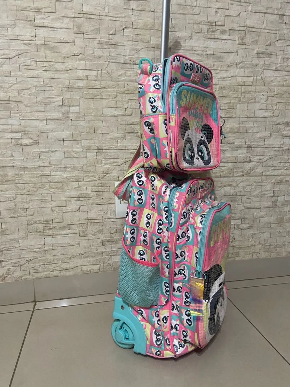 Mochila infantil de rodinha Pucket + lancheira - Foto 2