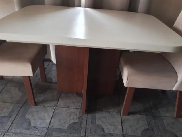 Mesa jantar com 2 cadeiras acolchoadas - Foto 2