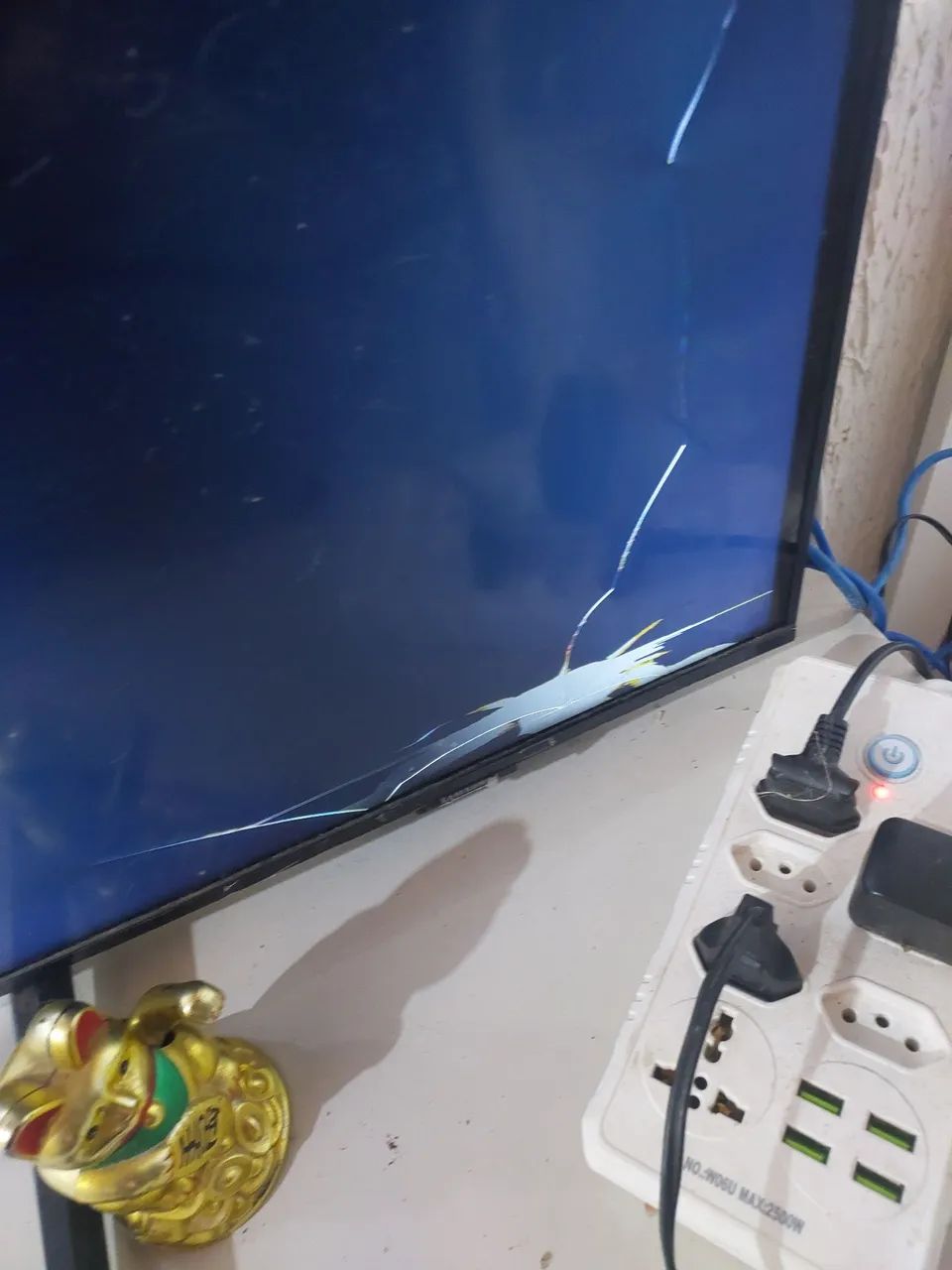 Tv sansung  tela quebrada 75 polegadas 