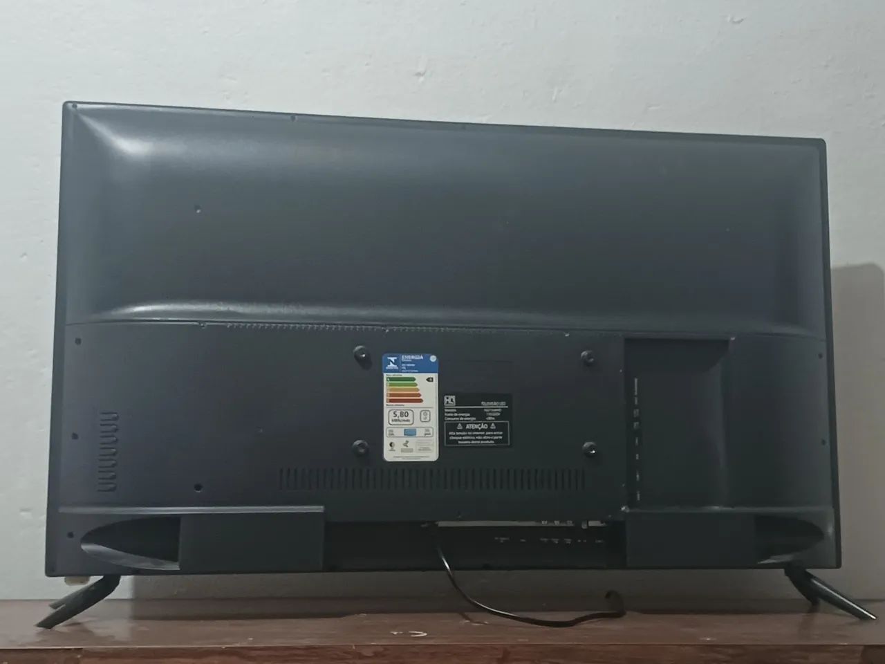 Televisão Led HD resolução 1366×768,60