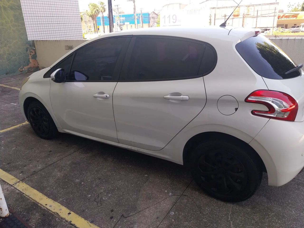 Peugeot 208 Active/active Pack 1.5 Flex 8V 5P 2014 - Foto 5