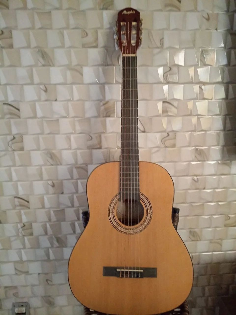 Violão ?