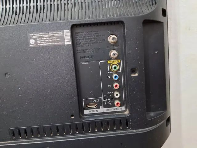 parou de funcionar. tv sony 32 polegadas, sem os pés e o controle - Foto 3