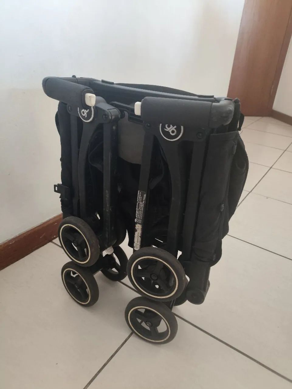 Carrinho de bebê - GB pockit + - Foto 5