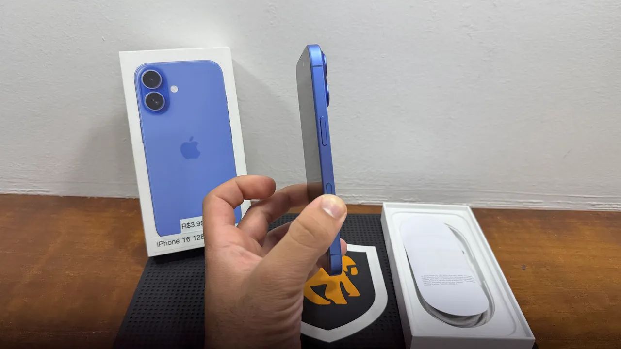 Iphone 16 128GB Azul - semi novo  - Foto 2