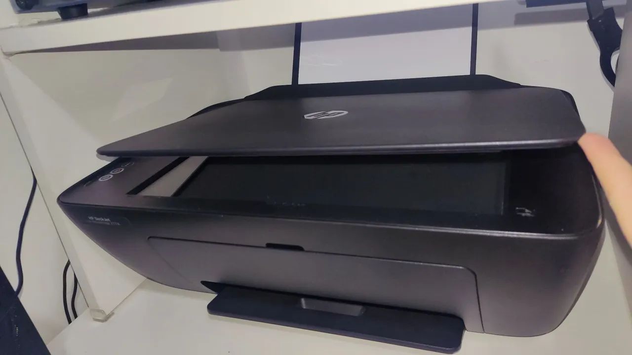 Impressora HP DeskJet Ink Advantage 2774 - Foto 2