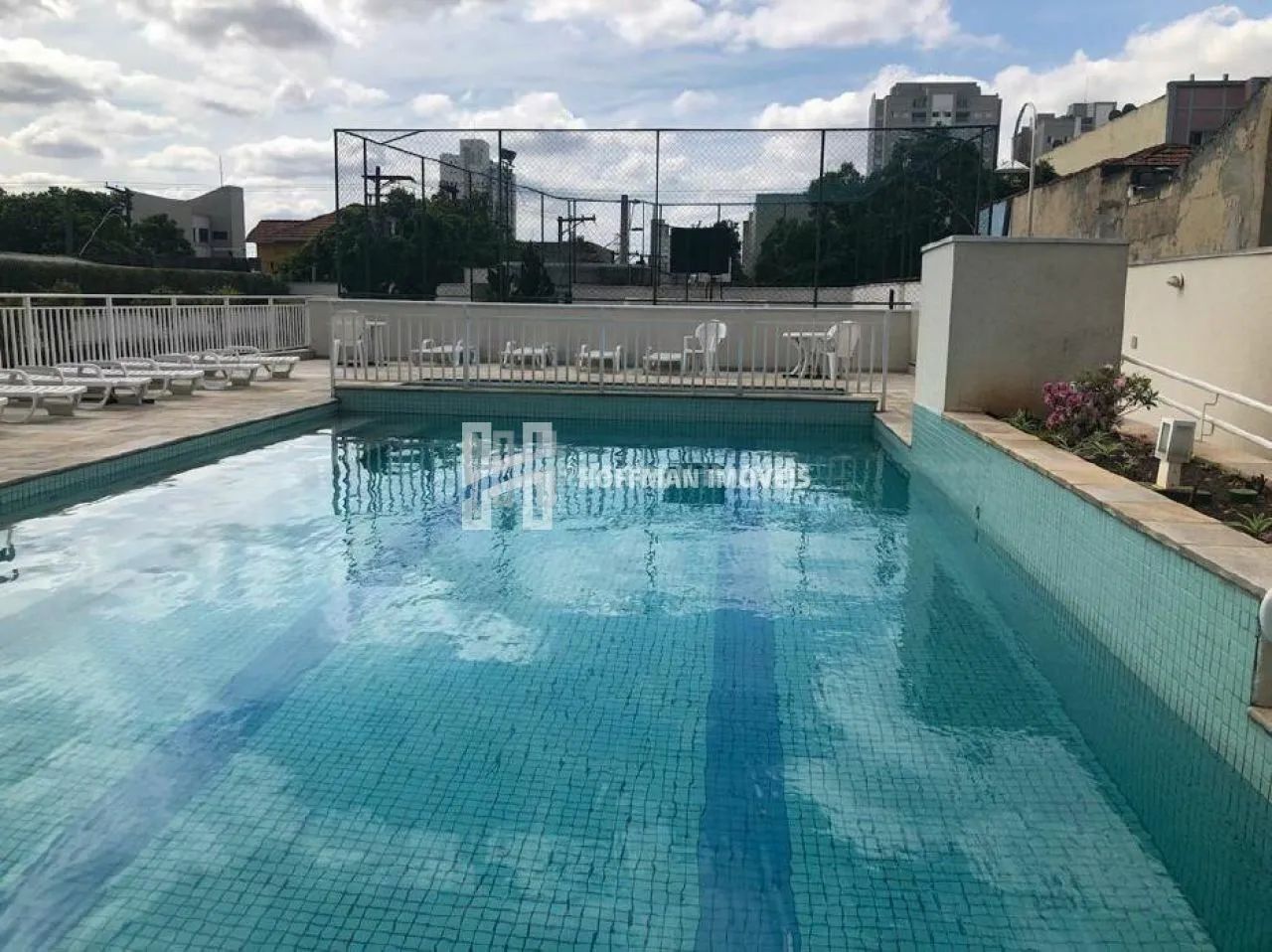 Apartamento com 2 dormitórios à Venda, 70 m² - Centro
