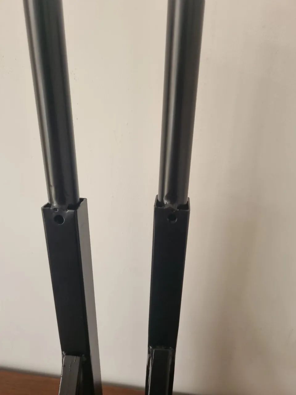 Barra fixa  de ferro  para parede. - Foto 4