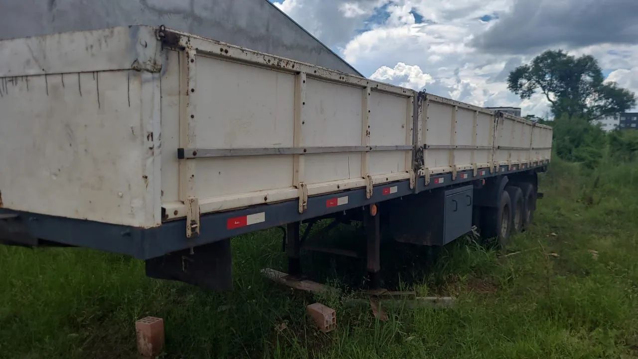 Vende carreta Rondônia 2001 grade Baixa .sem pneu 30.000 ac.troca por carro . - Foto 5