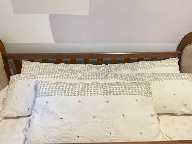  Protetor Berço Bege com detalhes xadrez cinza - 4 Peças - Foto 5
