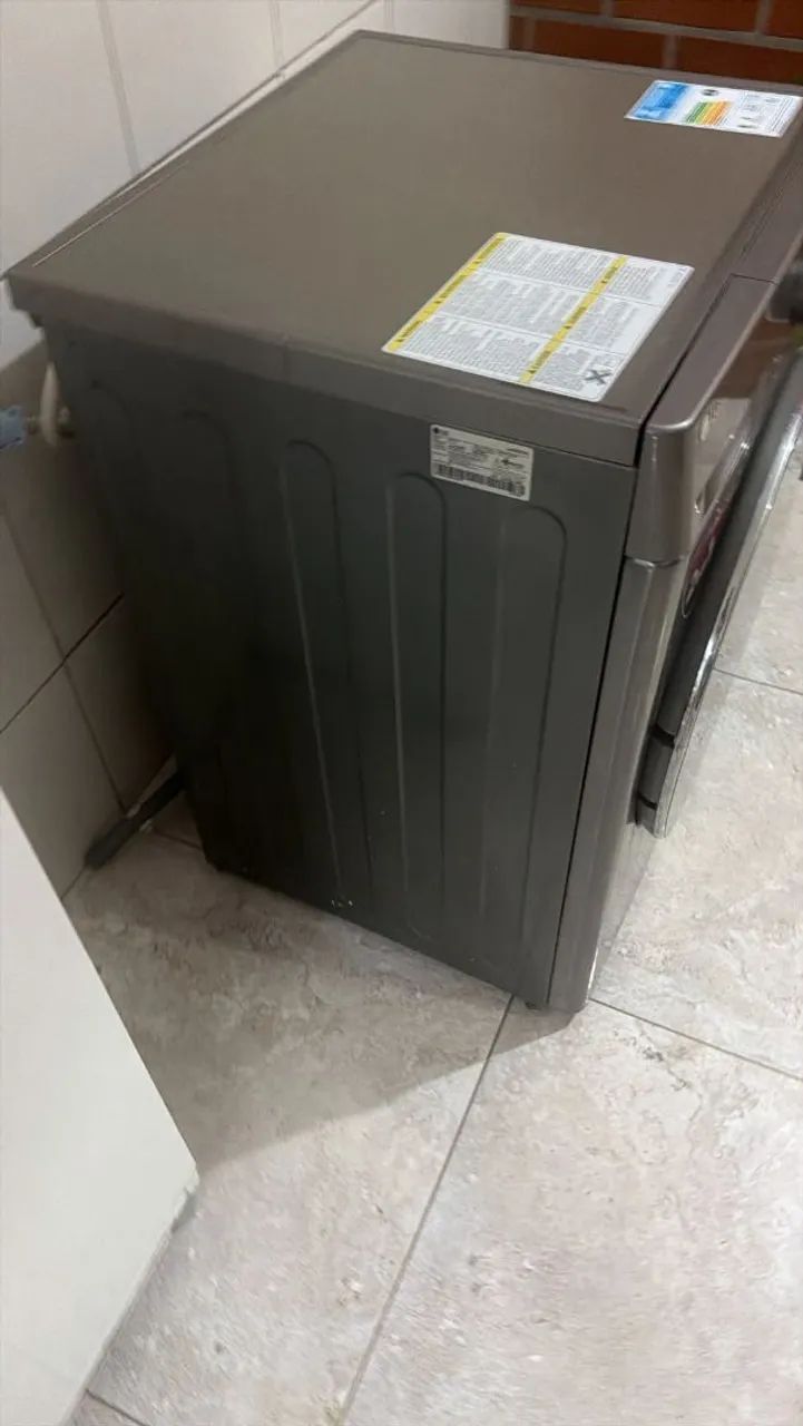 Máquina de lavar e secar LG - Foto 3