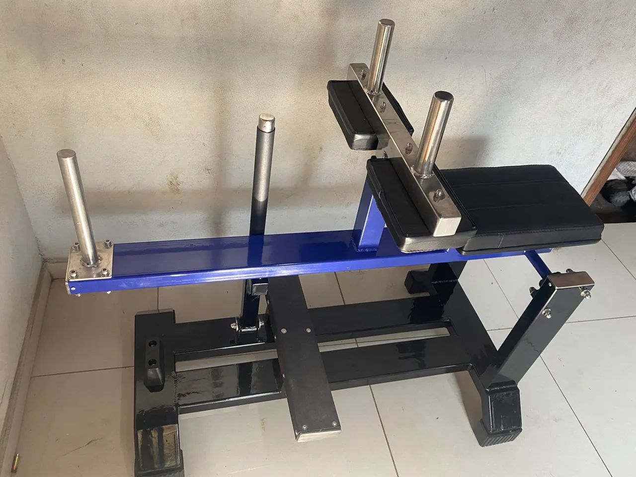 Equipamentos de academia 
