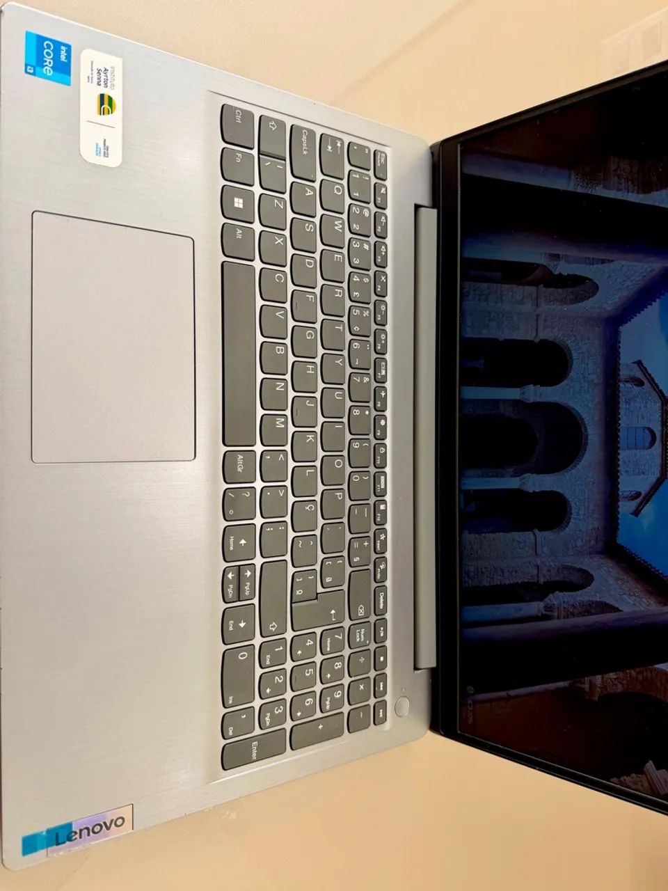 Notebook Lenovo i3 de 11 Ger 12 RAM - Foto 5