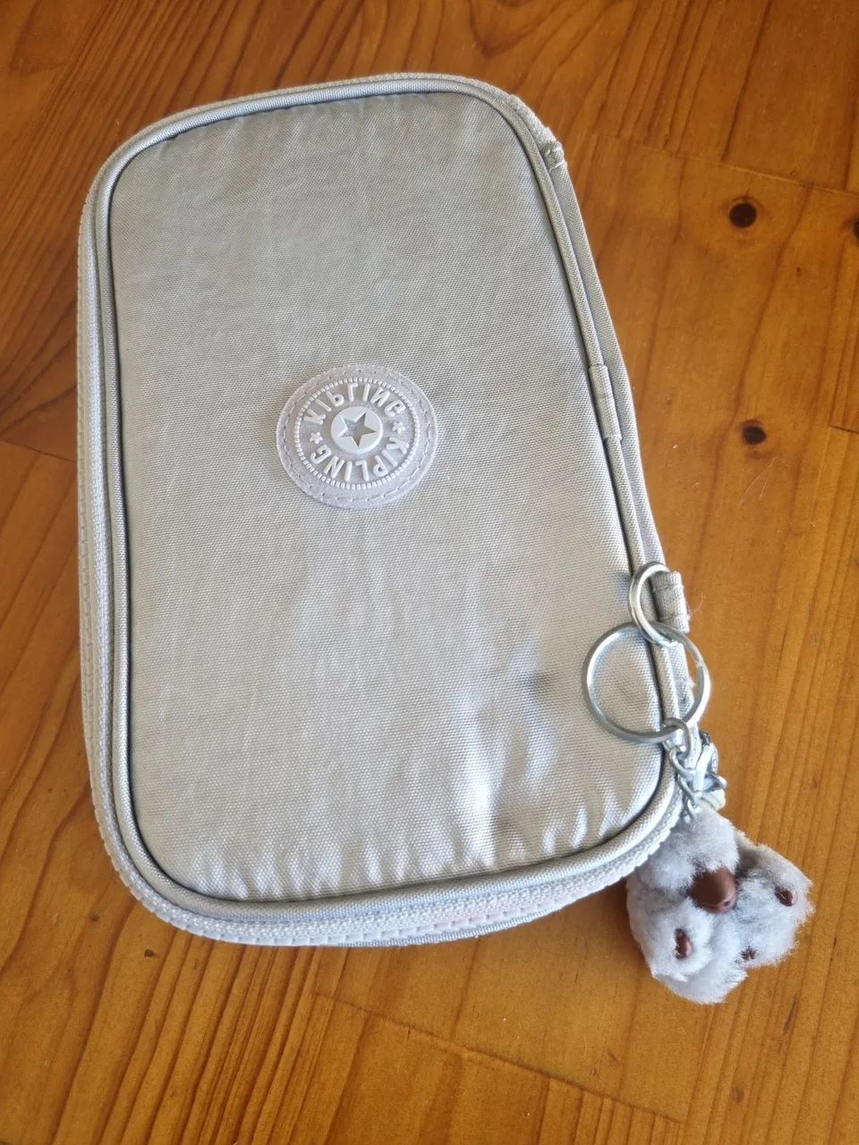 Vendo estojo Kipling prata original - Foto 4