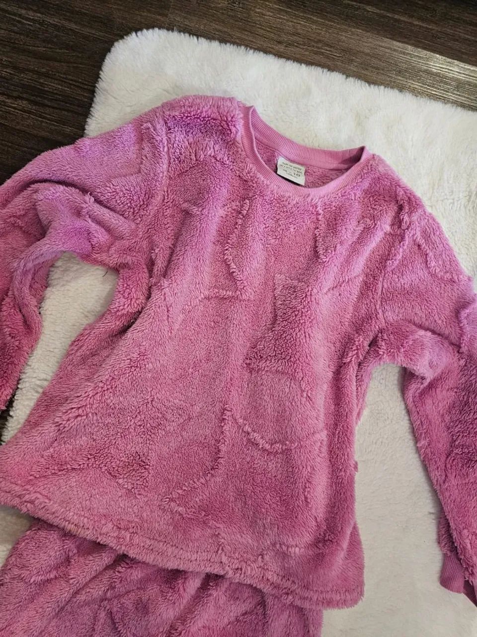 Pijamas 9 anos. Preço por conjunto. 