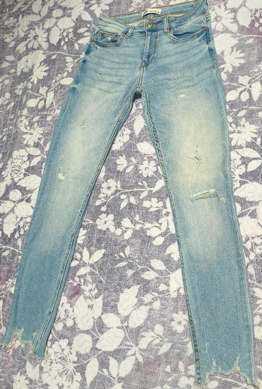 Calça jens Zara tamanho 40 - Foto 2
