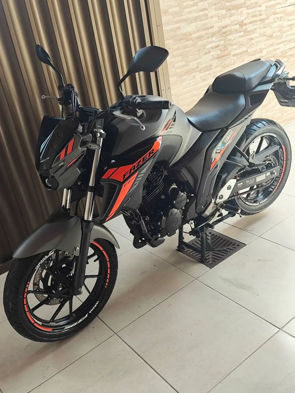 Vendo FZ25 ano 2025. - Foto 3