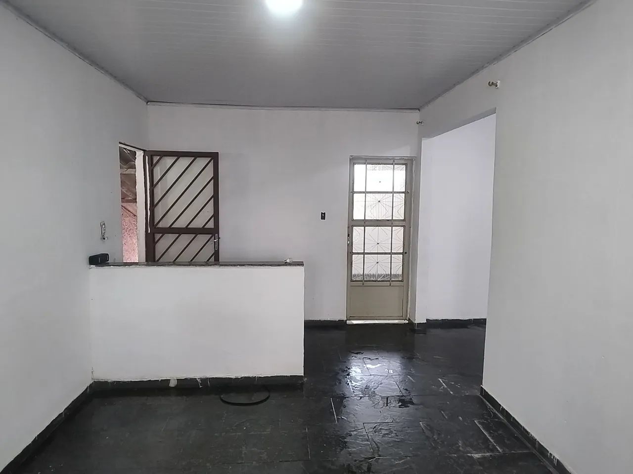Aluga se casa 2° andar - Foto 4