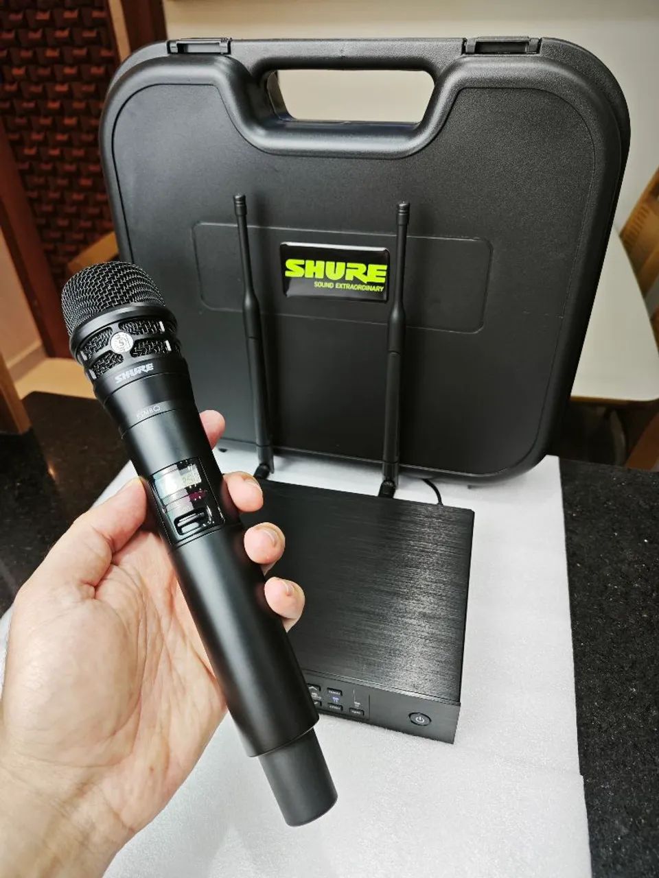 MICROFONE SHURE QLXD4 KSM8 PRETO + CASE - Foto 2